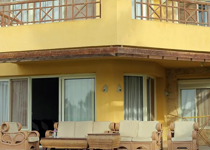 Luxury 6-bedroom With Private Pool In Ein Bay, Sokhna Villa *